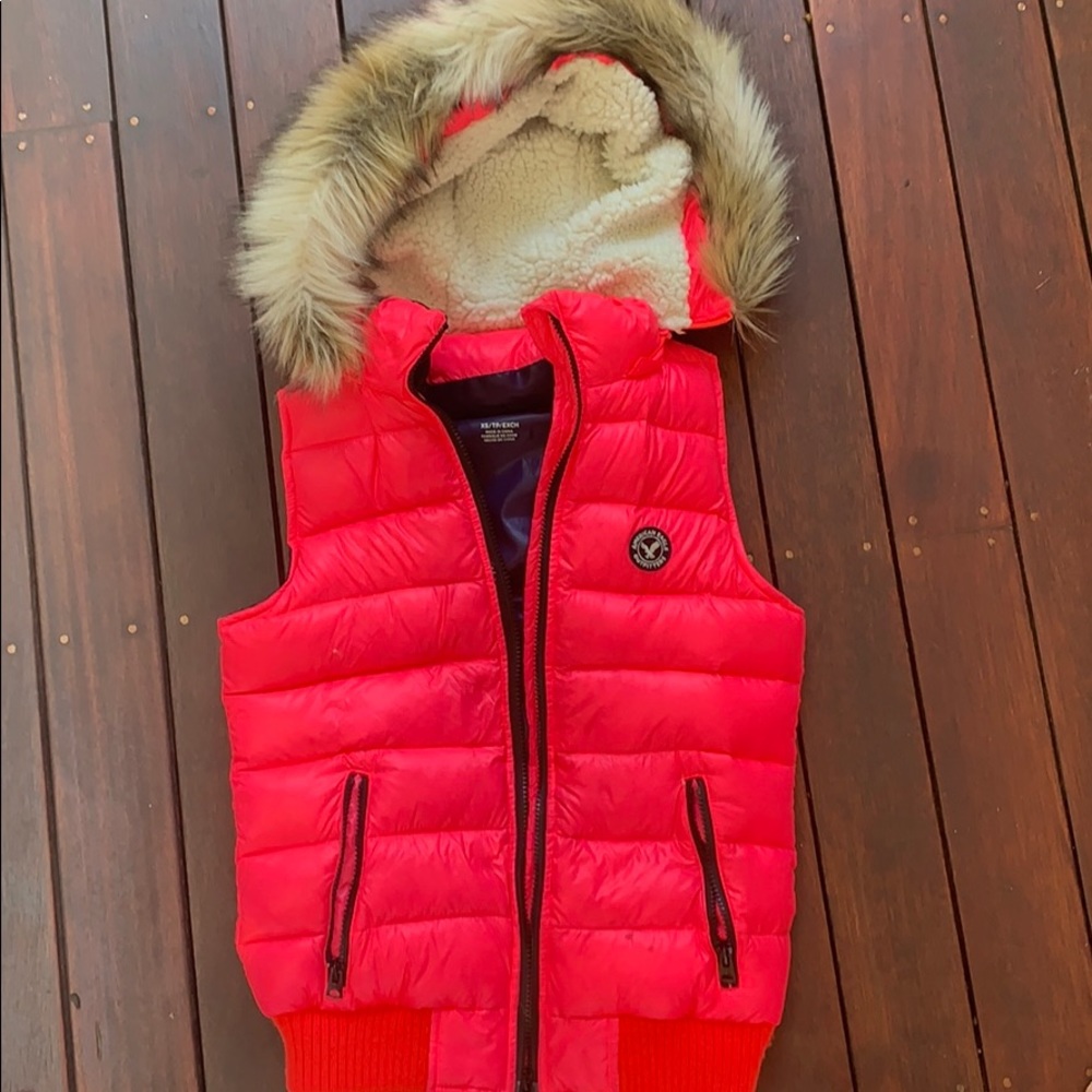 American eagle hot pink vest